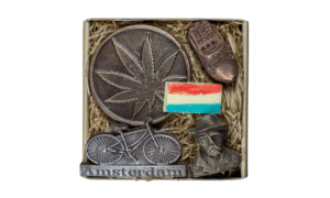 AMSTERDAM è stato aggiunto alla lista dei desideri!